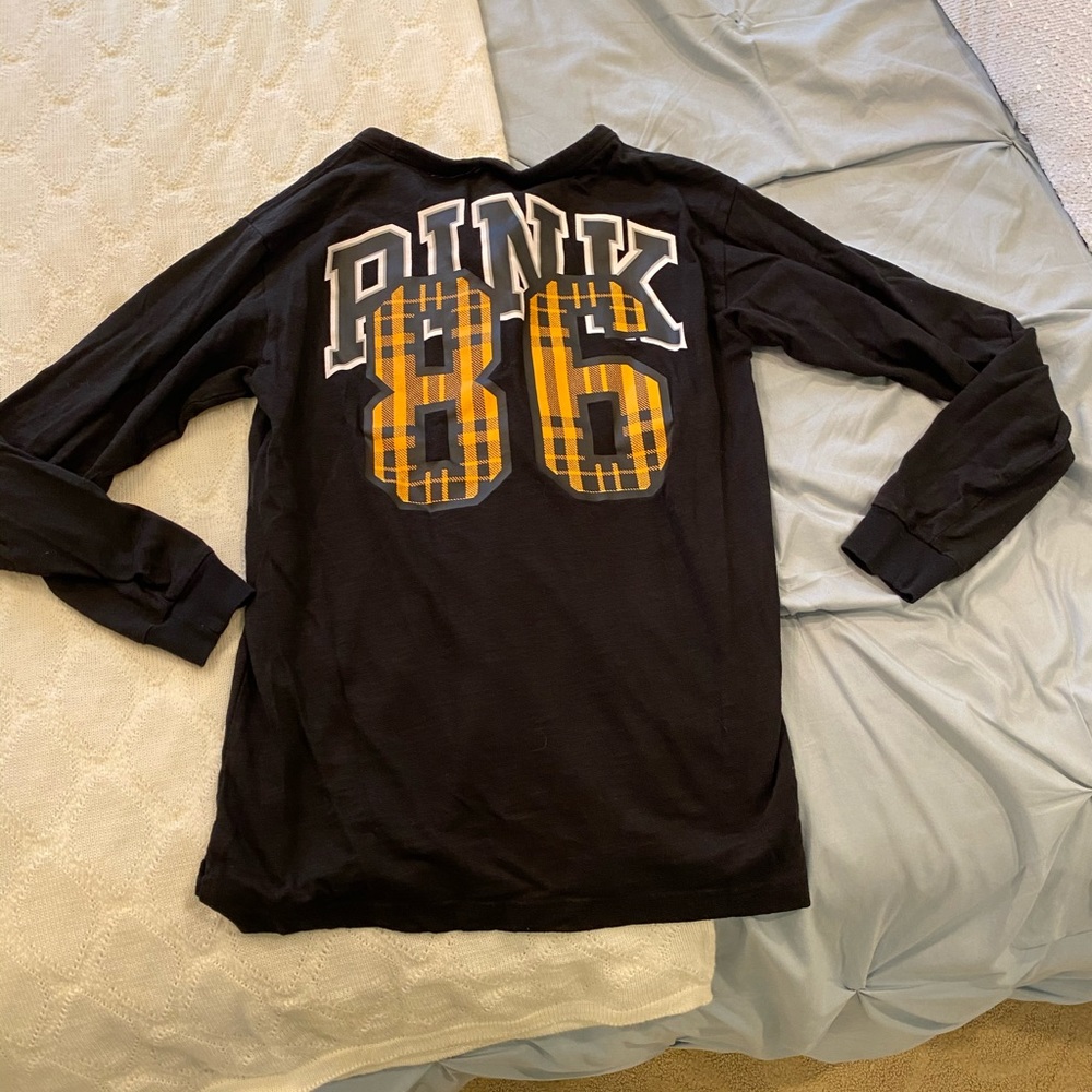 Long sleeve pink shirt